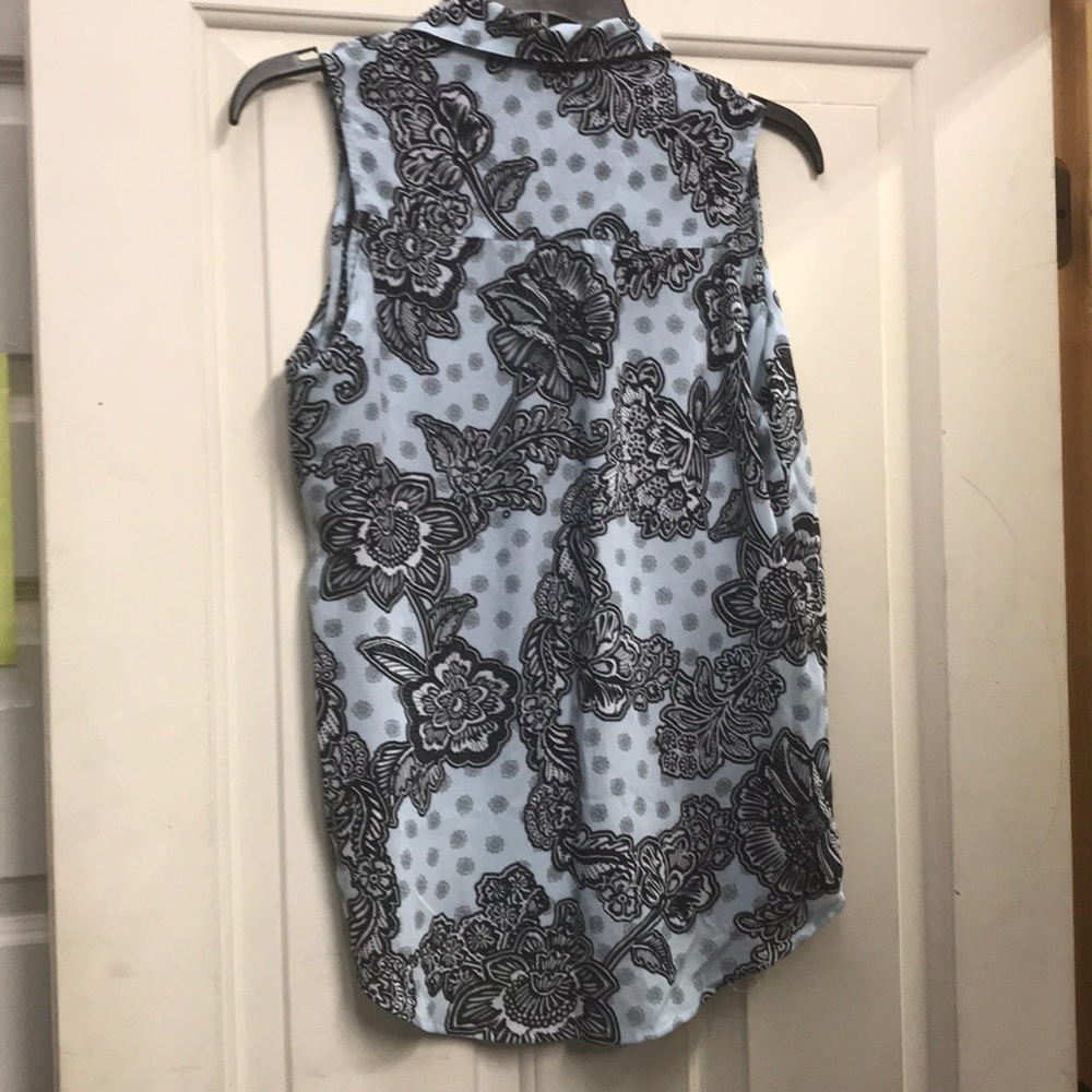 Express Summer Lightweight Top - image 5